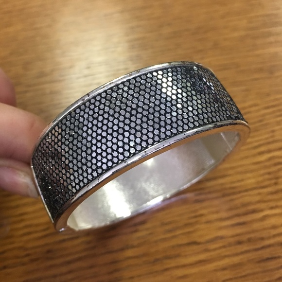 Mermaid Inspired Jewelry Set (5 piece) - Picture 4 of 8